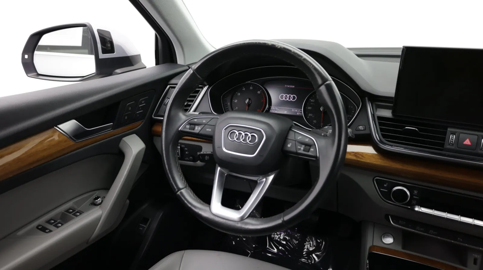 Audi Q5 photo 29