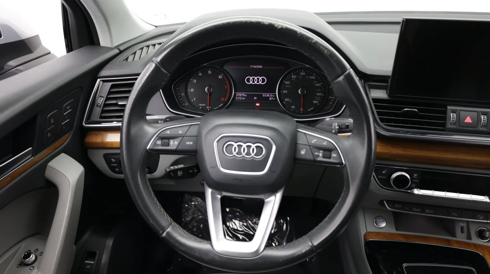 Audi Q5 photo 28