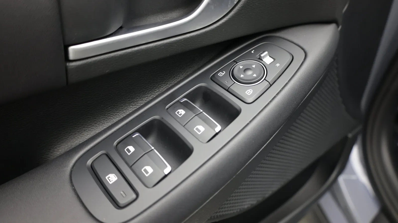 Hyundai Sonata photo 13