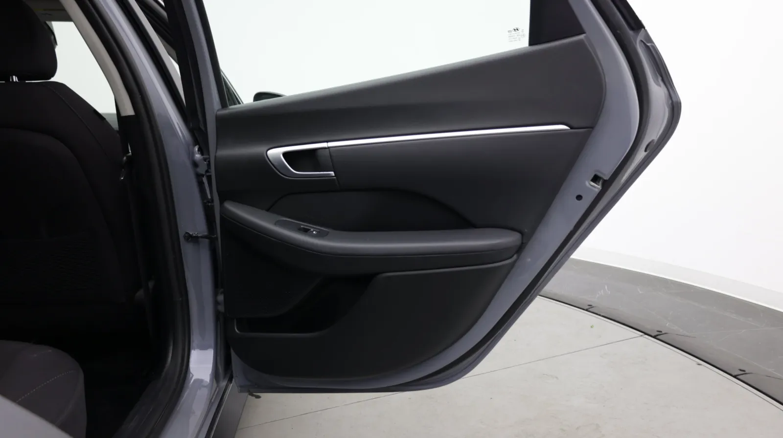 Hyundai Sonata photo 32