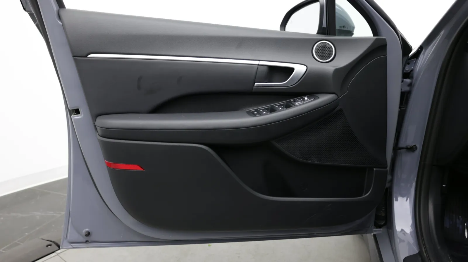 Hyundai Sonata photo 11