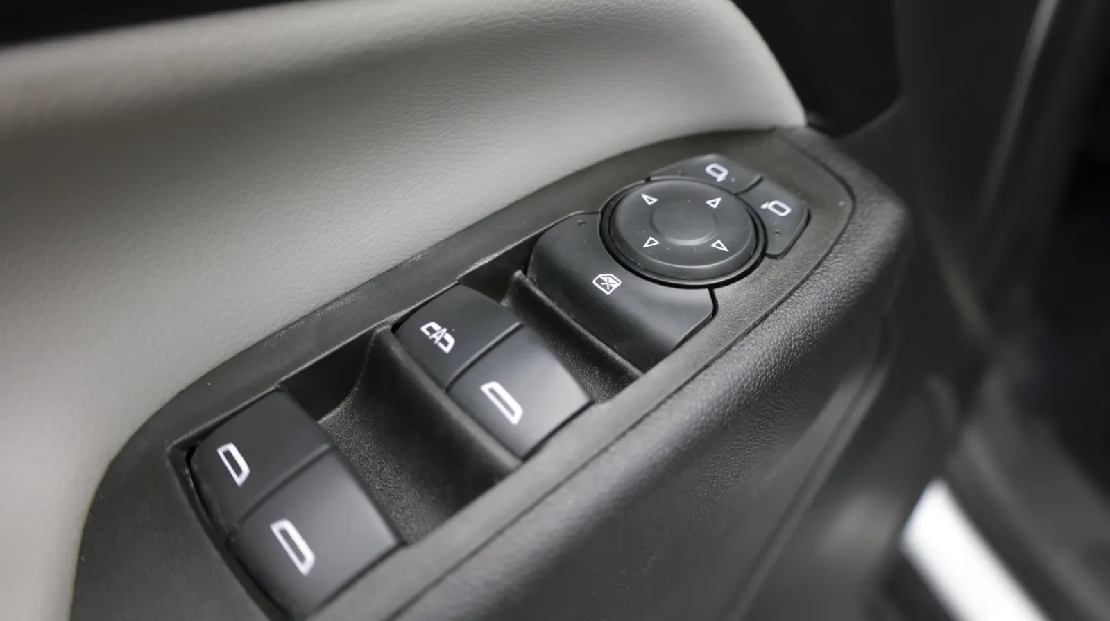 Chevrolet Equinox photo 12
