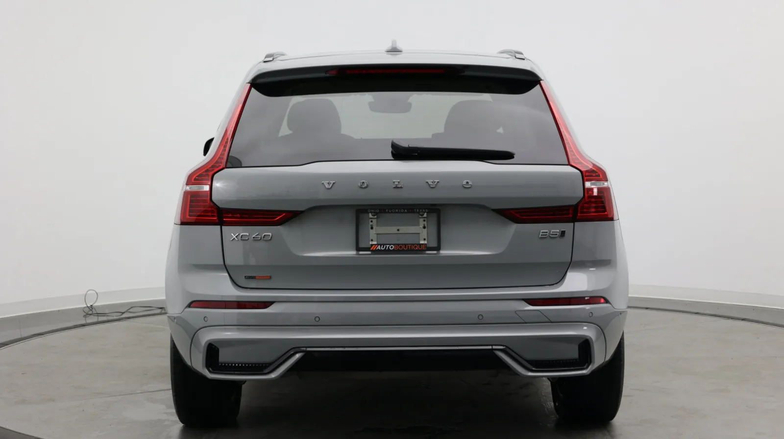 Volvo XC60 photo 6