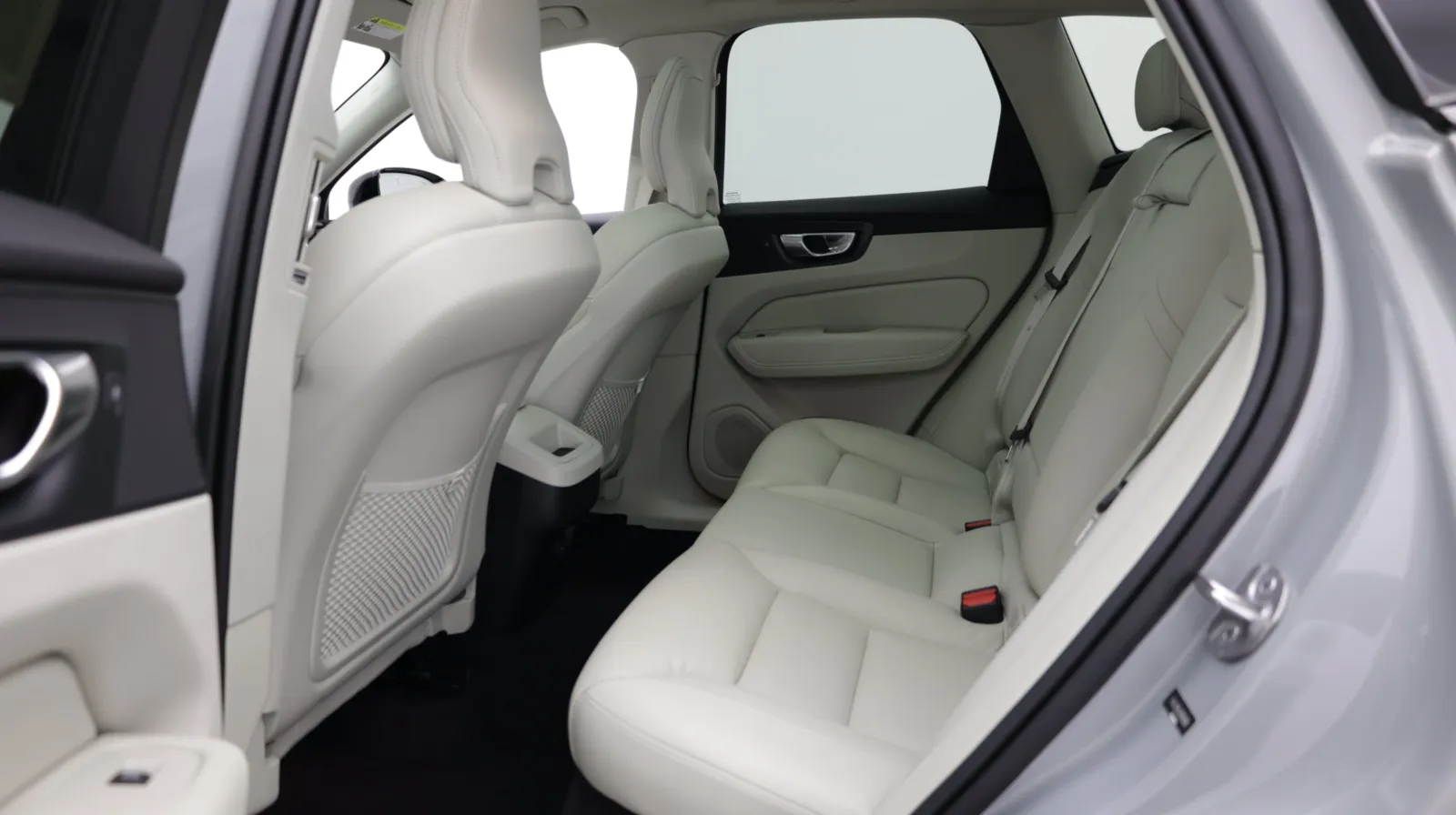 Volvo XC60 photo 21