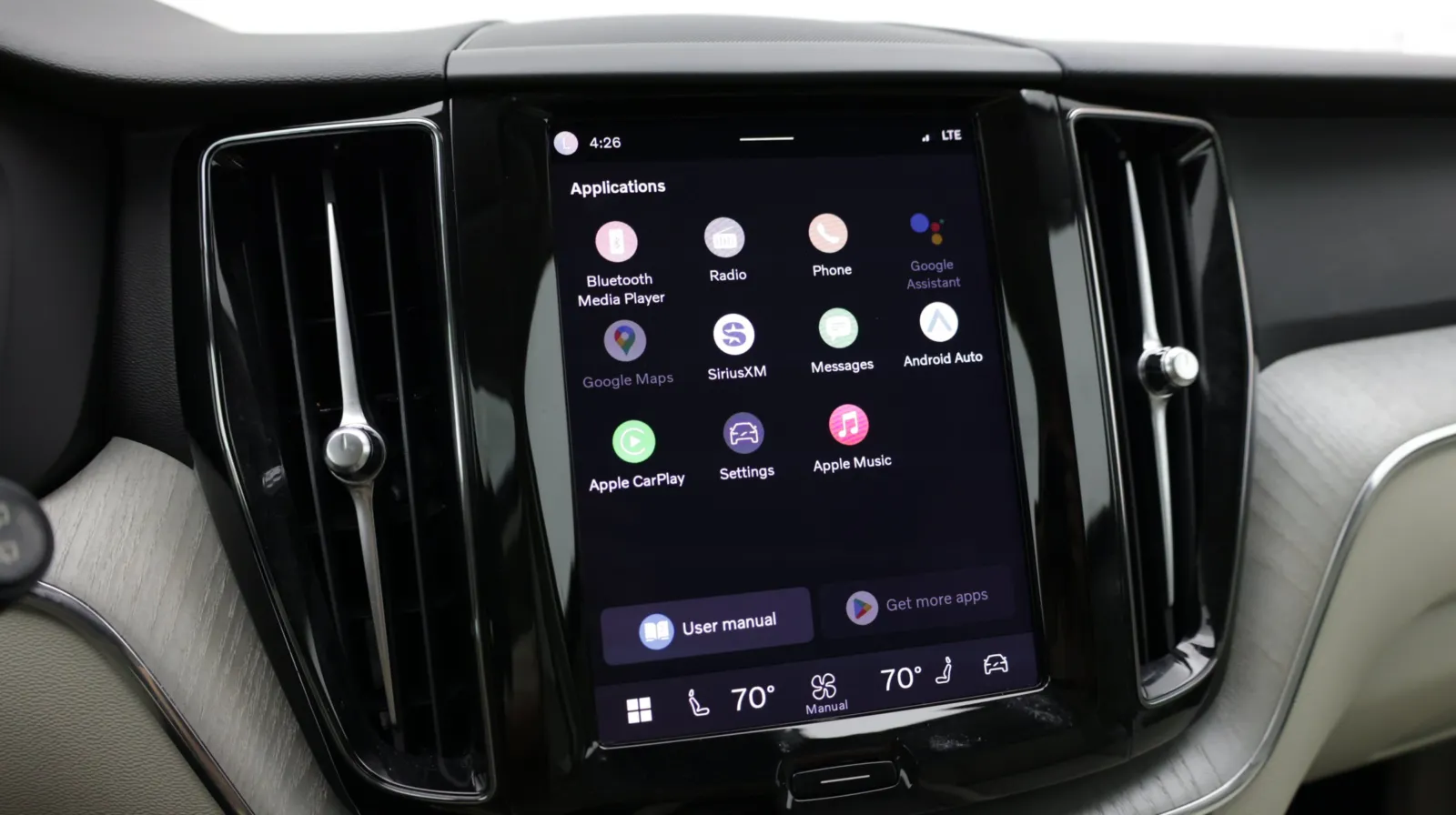 Volvo XC60 photo 18