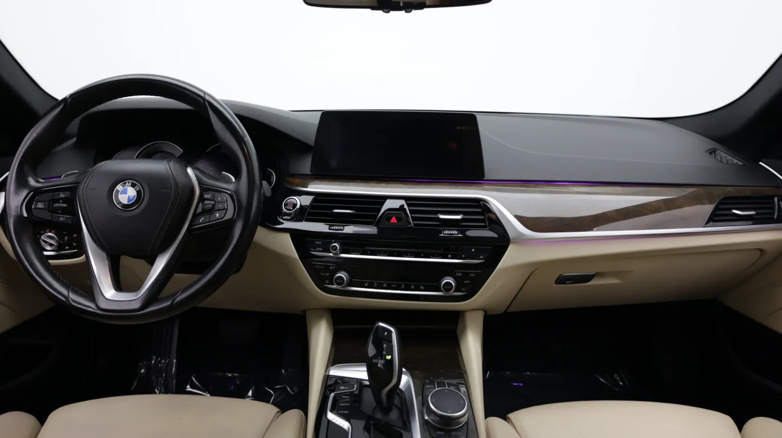 BMW 5 Series photo 33