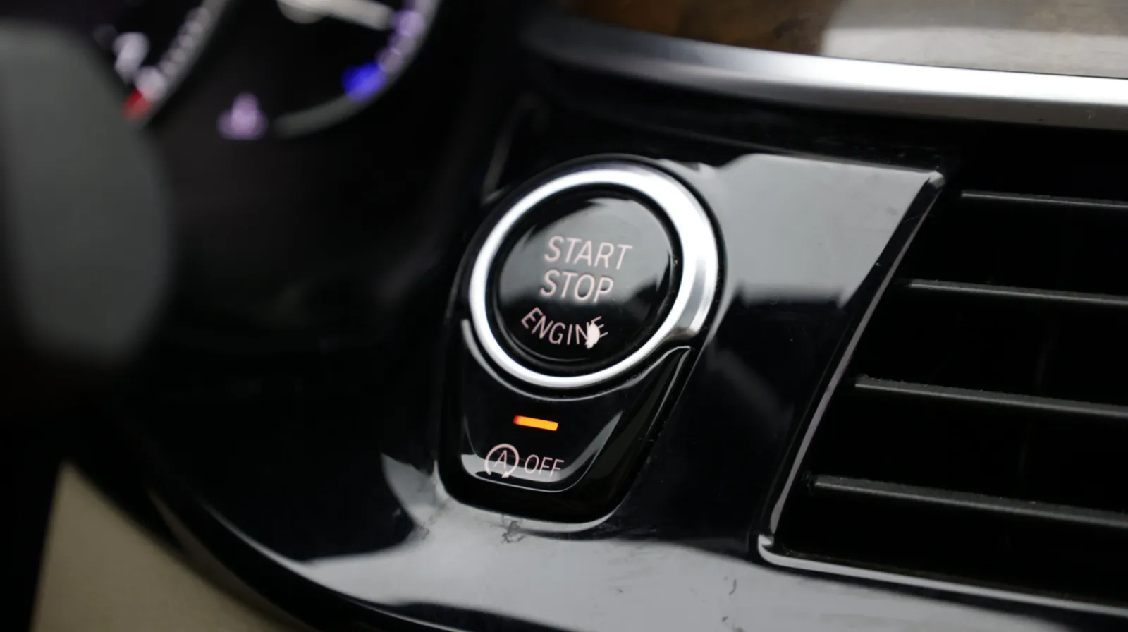 BMW 5 Series photo 27