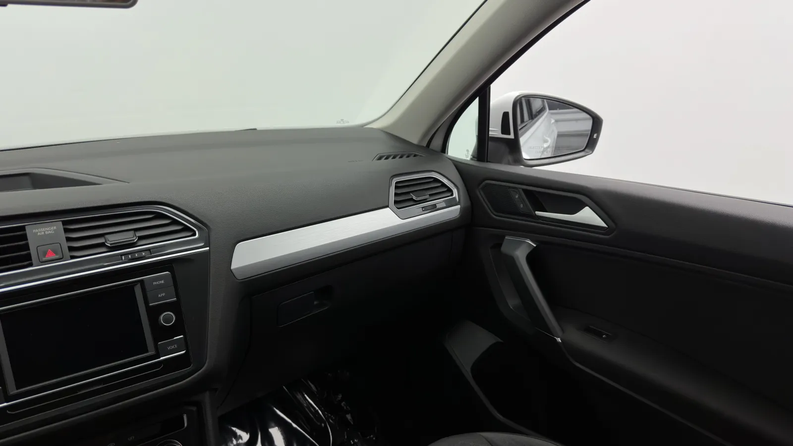 Volkswagen Tiguan photo 24