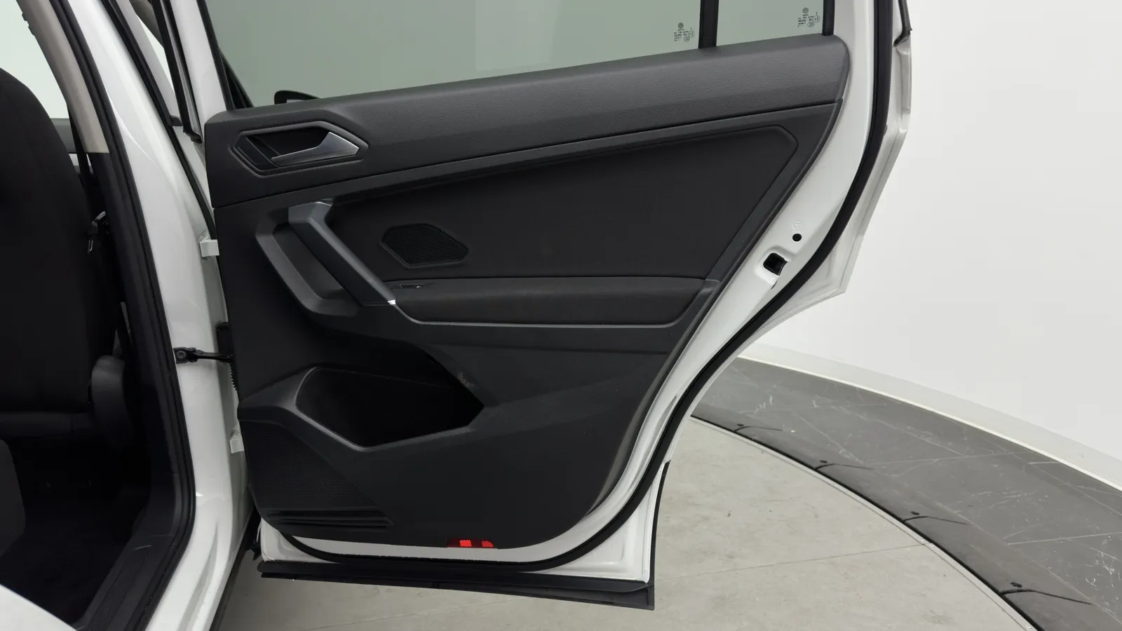 Volkswagen Tiguan photo 26