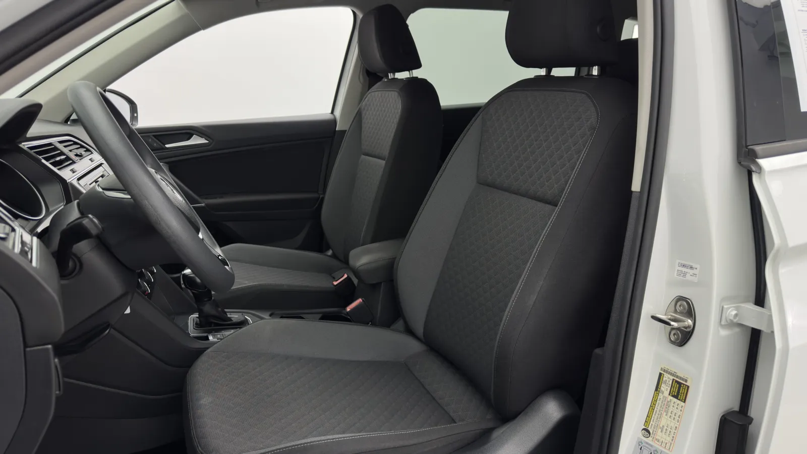 Volkswagen Tiguan photo 13
