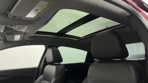 More photos of 2018 Chevrolet Malibu Premier at Auto Boutique Florida, FL