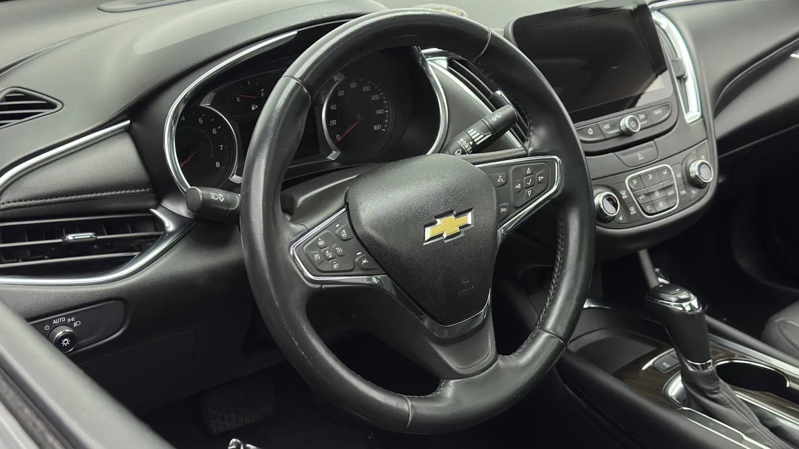 Chevrolet Malibu photo 9
