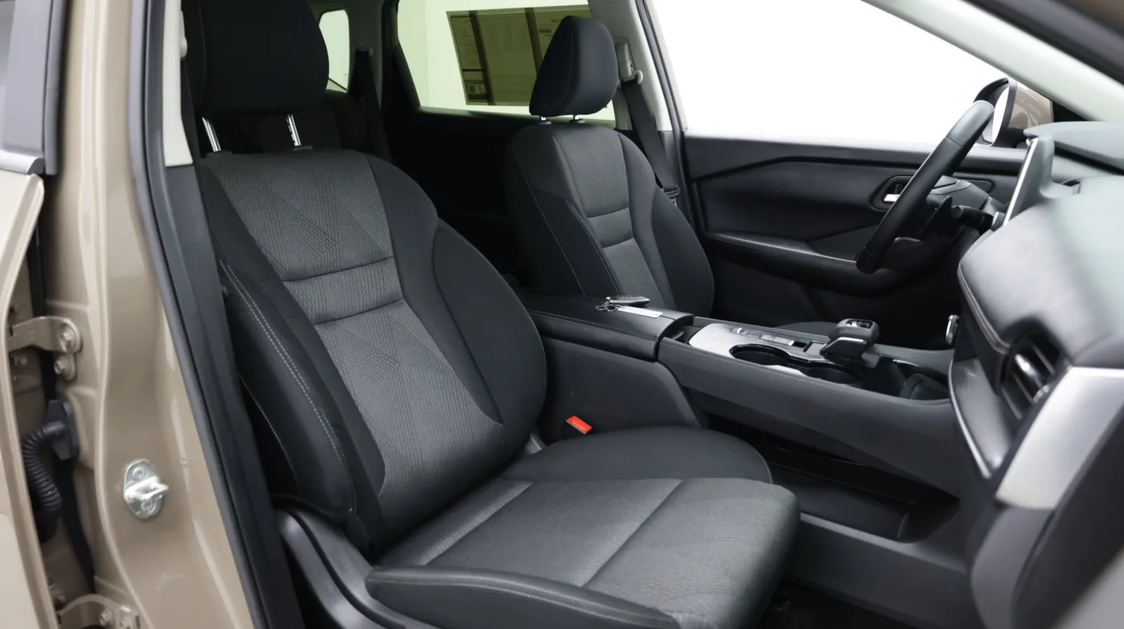 Nissan Rogue photo 36