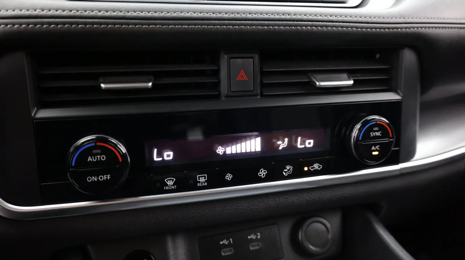 Nissan Rogue photo 19