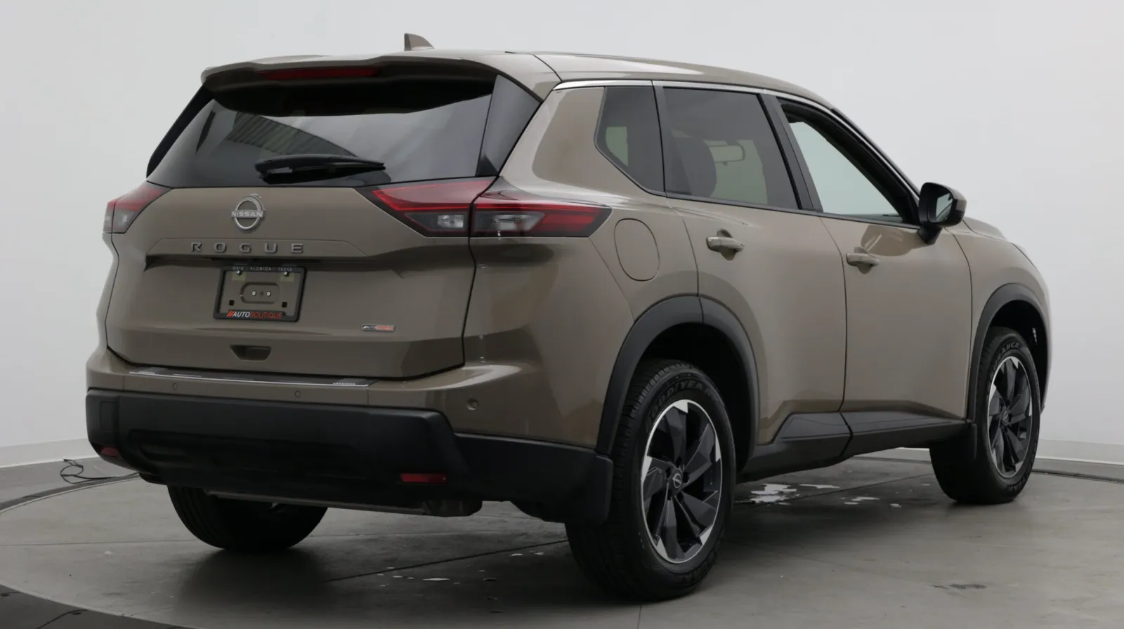Nissan Rogue photo 7