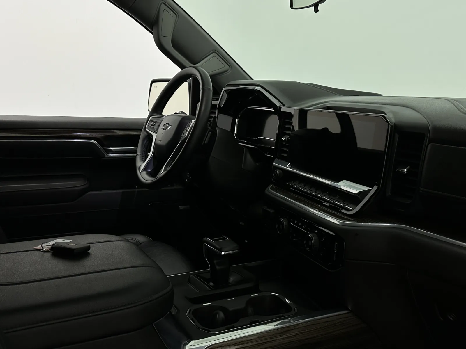 Chevrolet Silverado photo 41