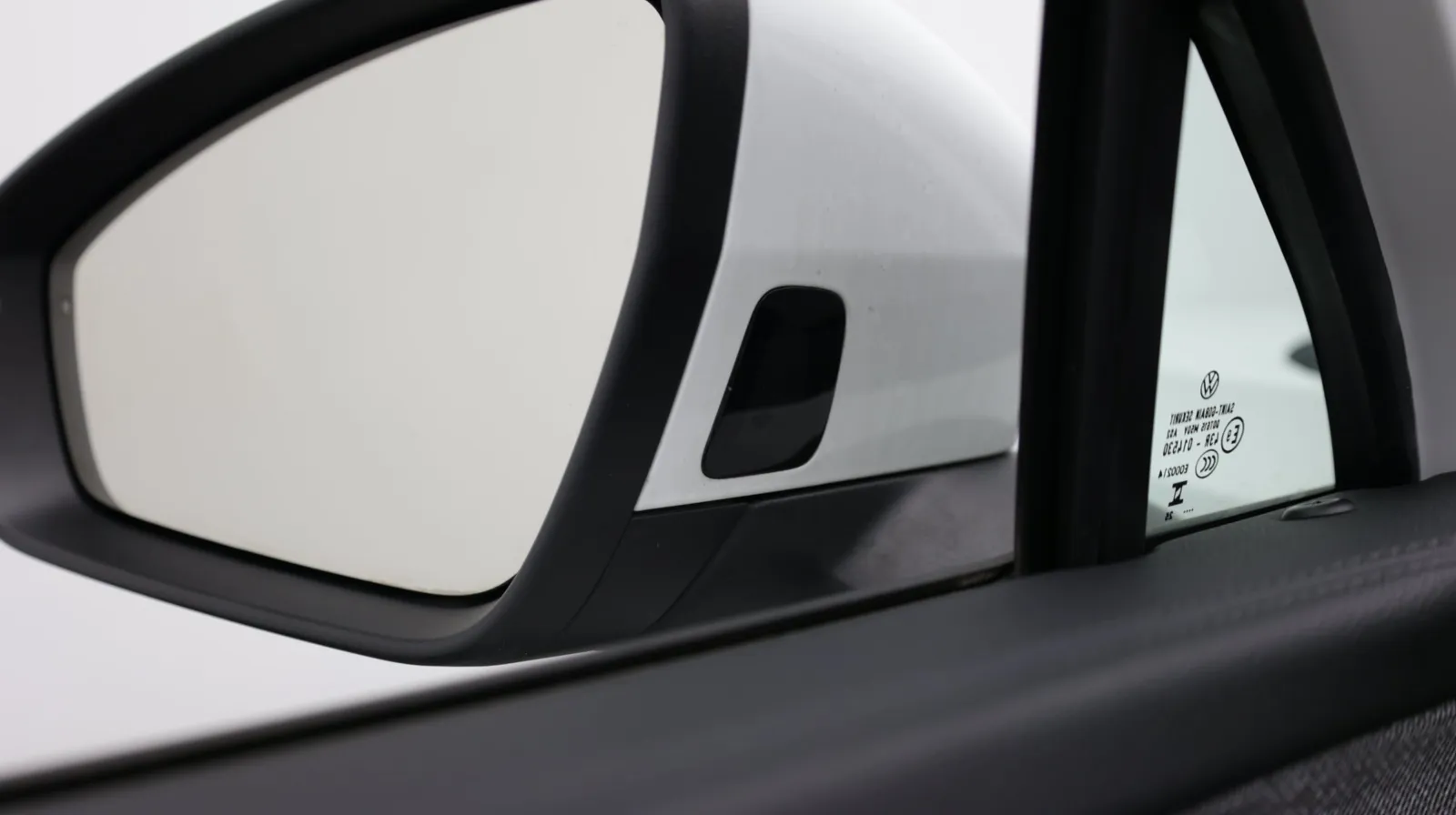 Volkswagen Tiguan photo 12