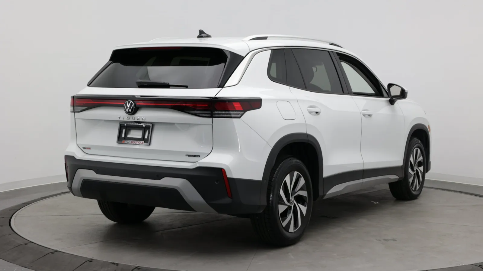 Volkswagen Tiguan photo 7