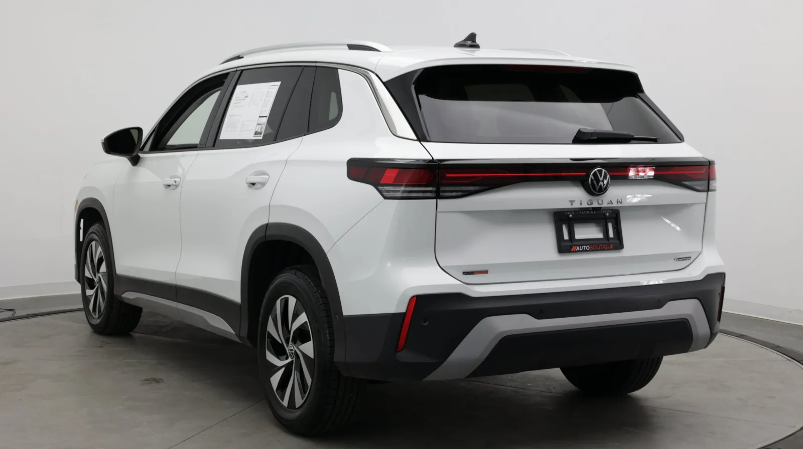 Volkswagen Tiguan photo 5