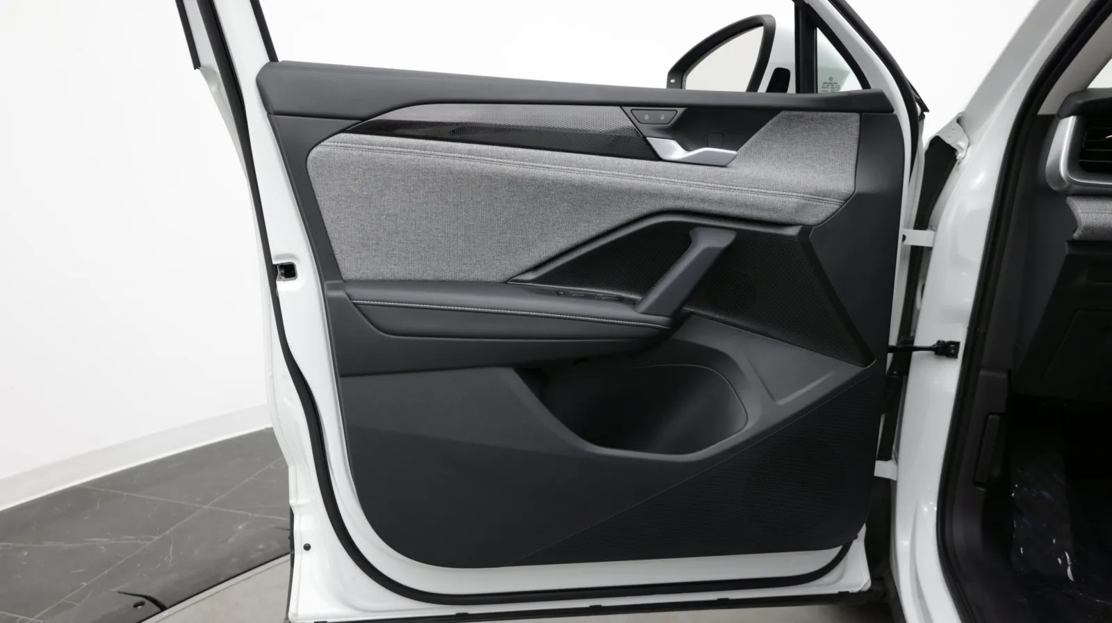Volkswagen Tiguan photo 9