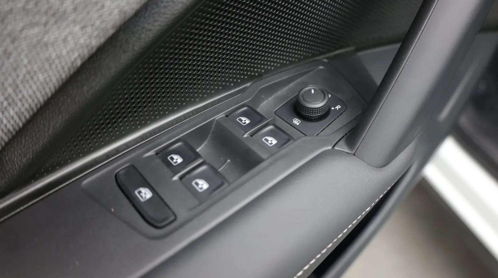 Volkswagen Tiguan photo 11