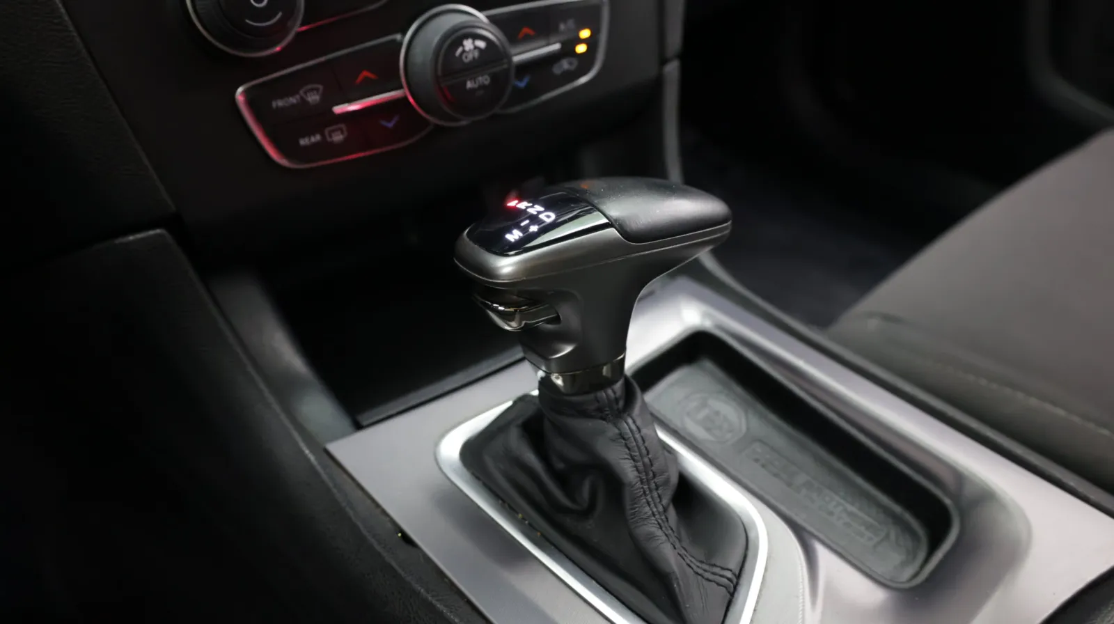 Dodge Charger photo 17