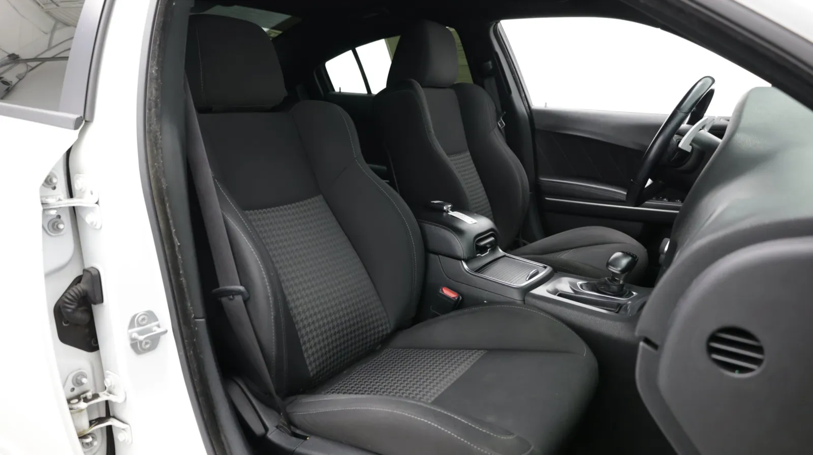 Dodge Charger photo 35