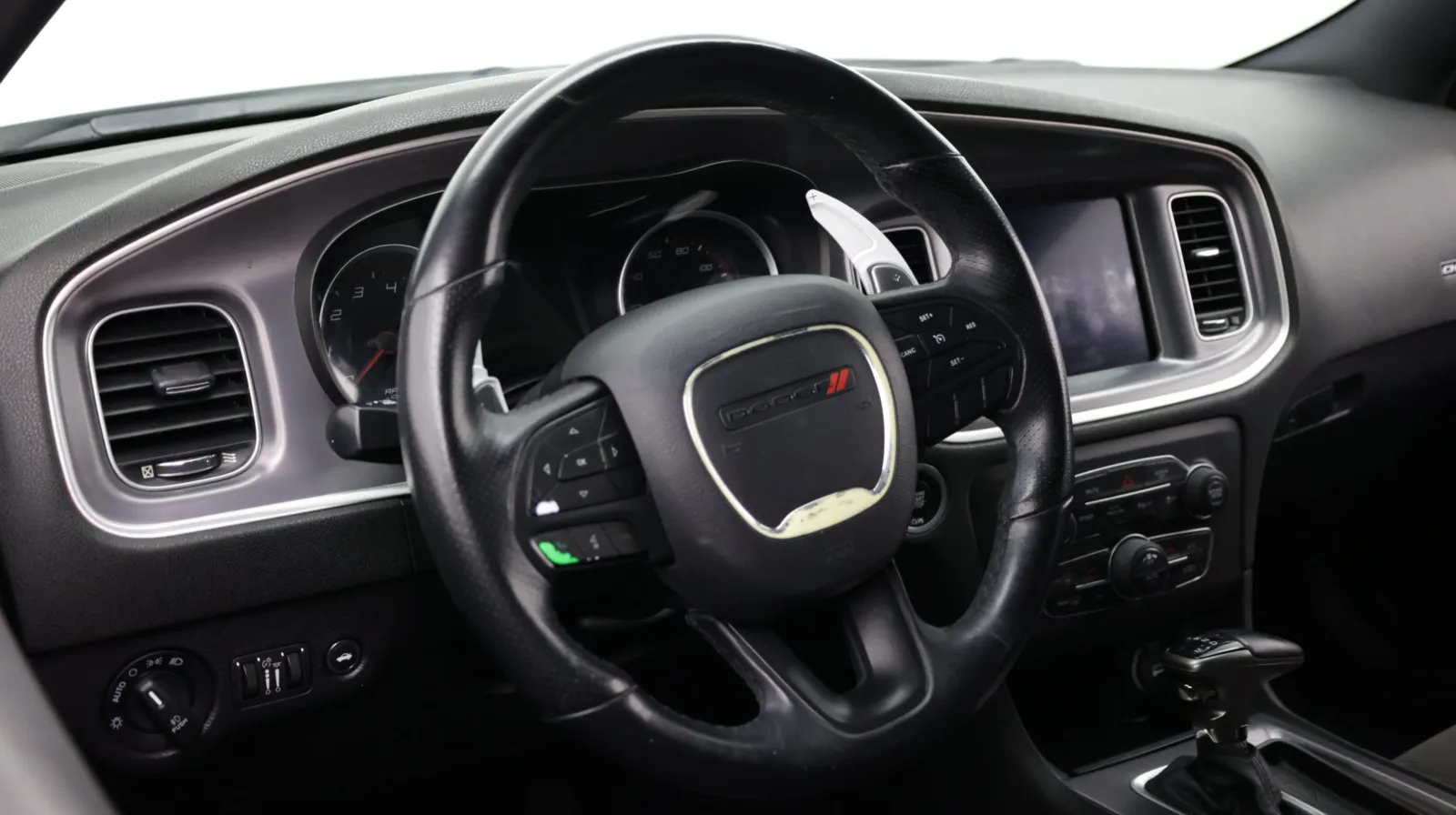 Dodge Charger photo 10