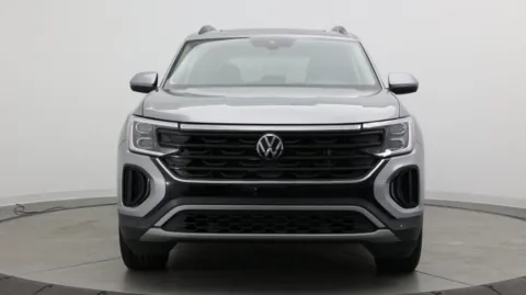Photos of 2025 Volkswagen Atlas 2.0T SE w/Technology for sale in Jacksonville, FL at Auto Boutique Florida