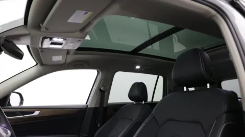 More photos of 2025 Volkswagen Atlas 2.0T SE w/Technology at Auto Boutique Florida, FL