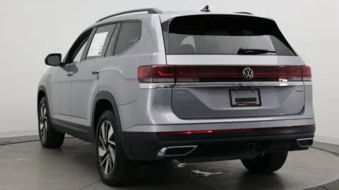 More photos of 2025 Volkswagen Atlas 2.0T SE w/Technology at Auto Boutique Florida, FL