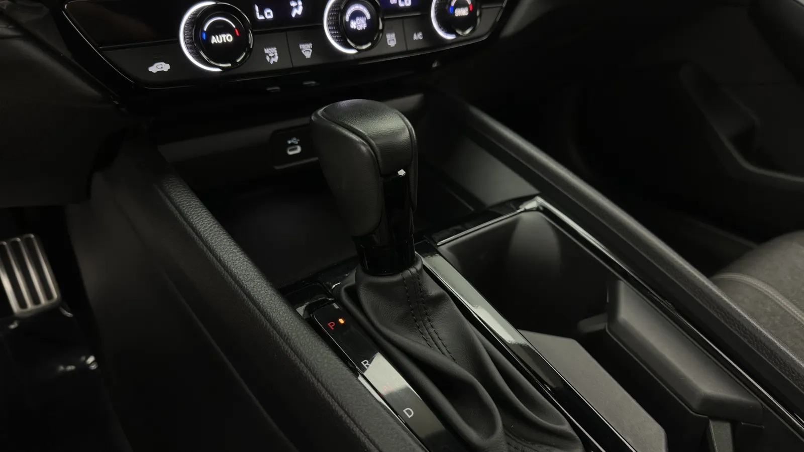 Honda Accord photo 17