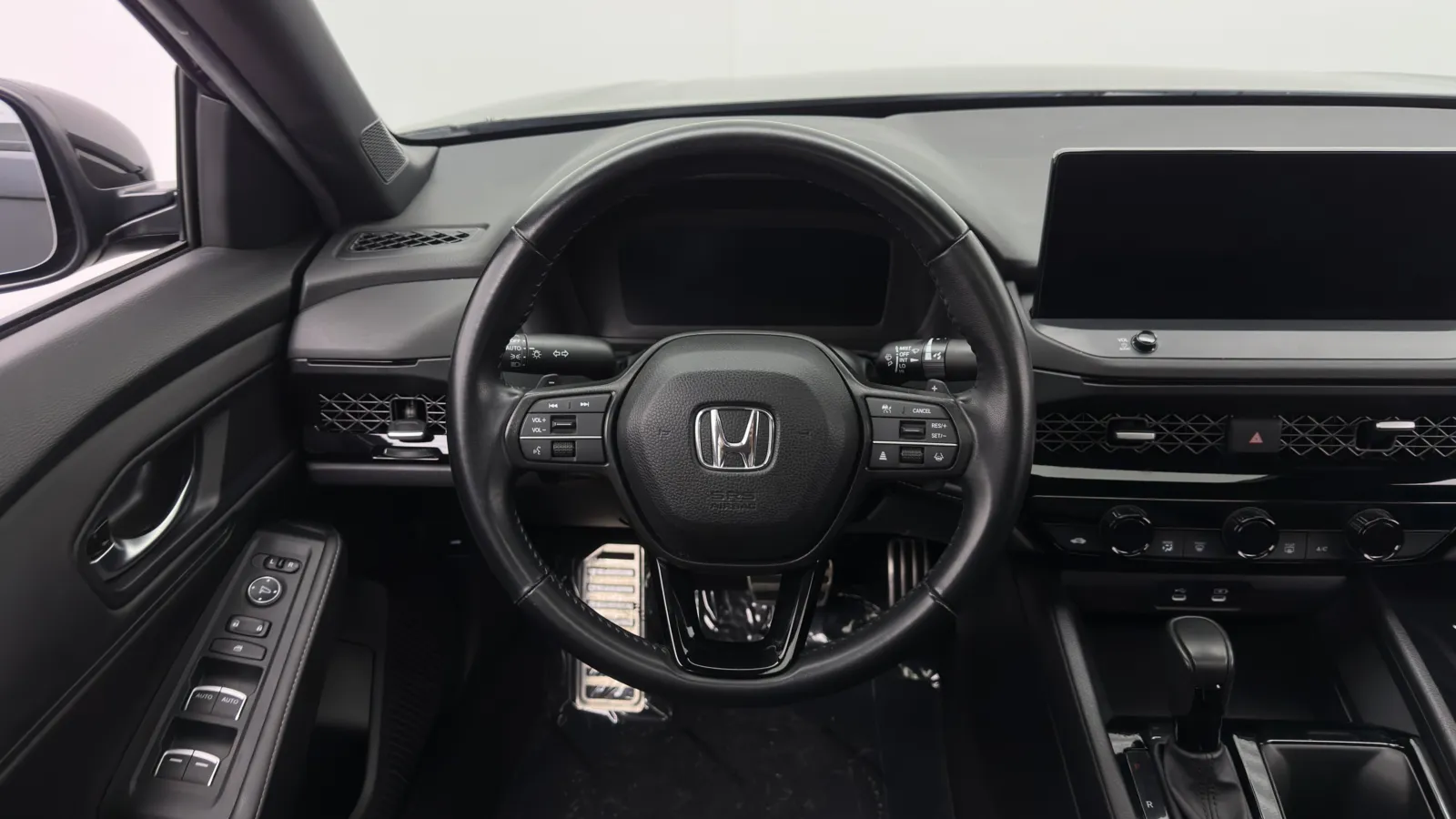 Honda Accord photo 26