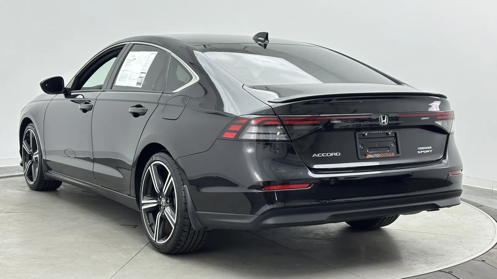 Honda Accord photo 6