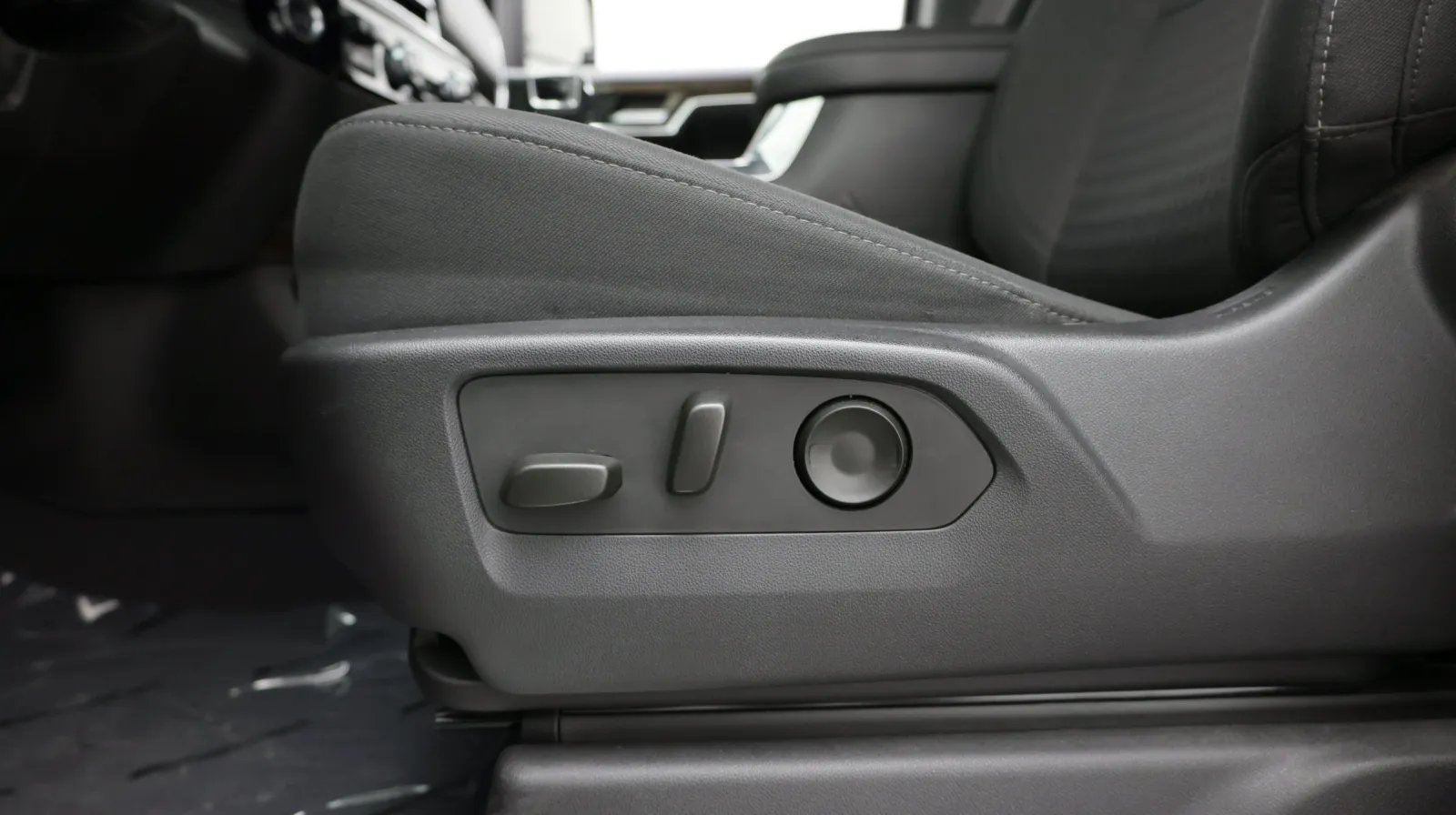 GMC Sierra photo 15