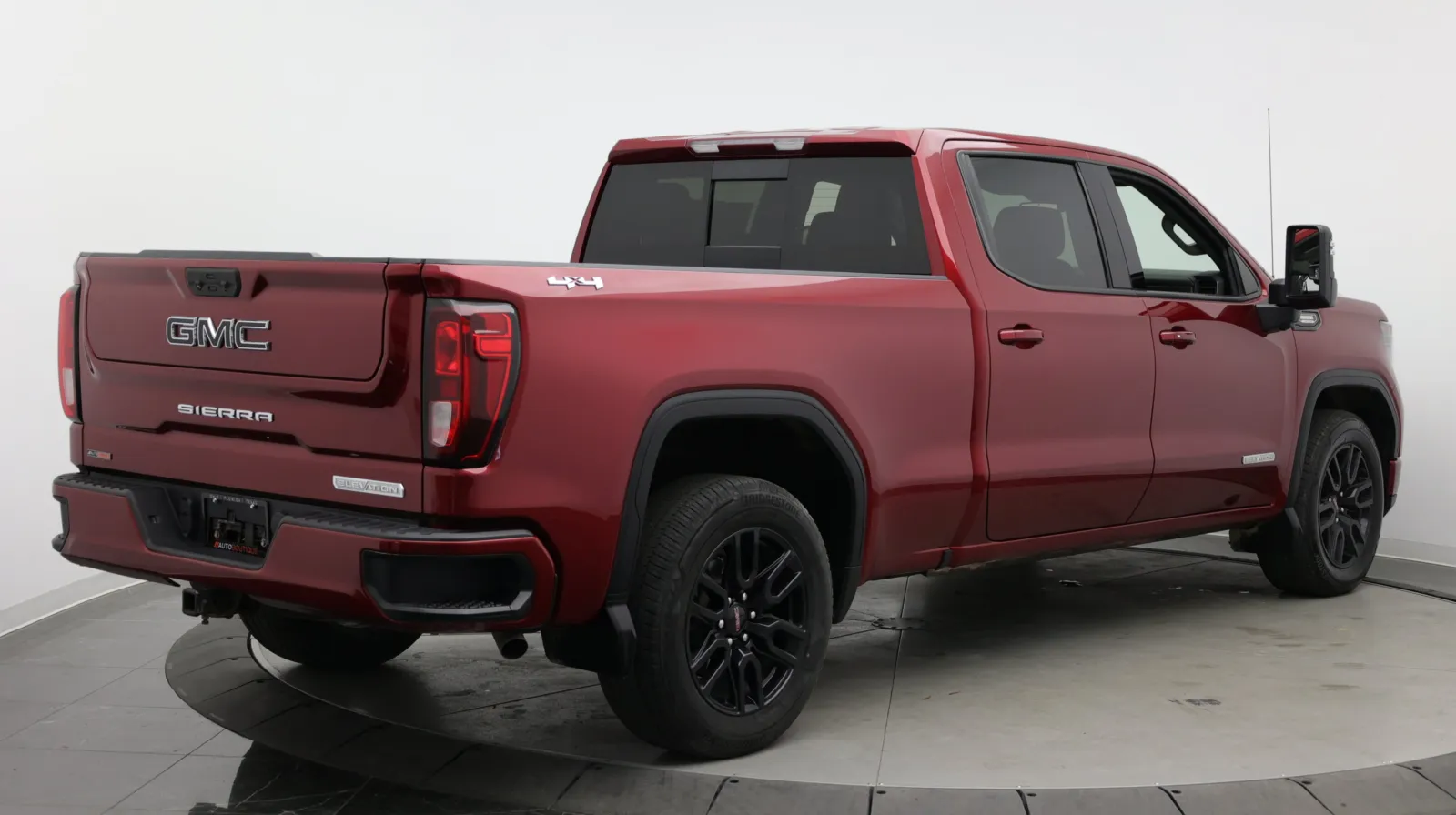 GMC Sierra photo 8