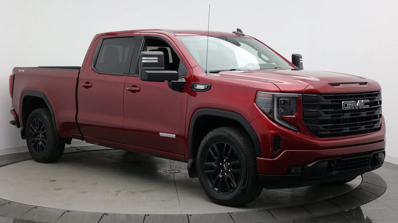 GMC Sierra photo 3