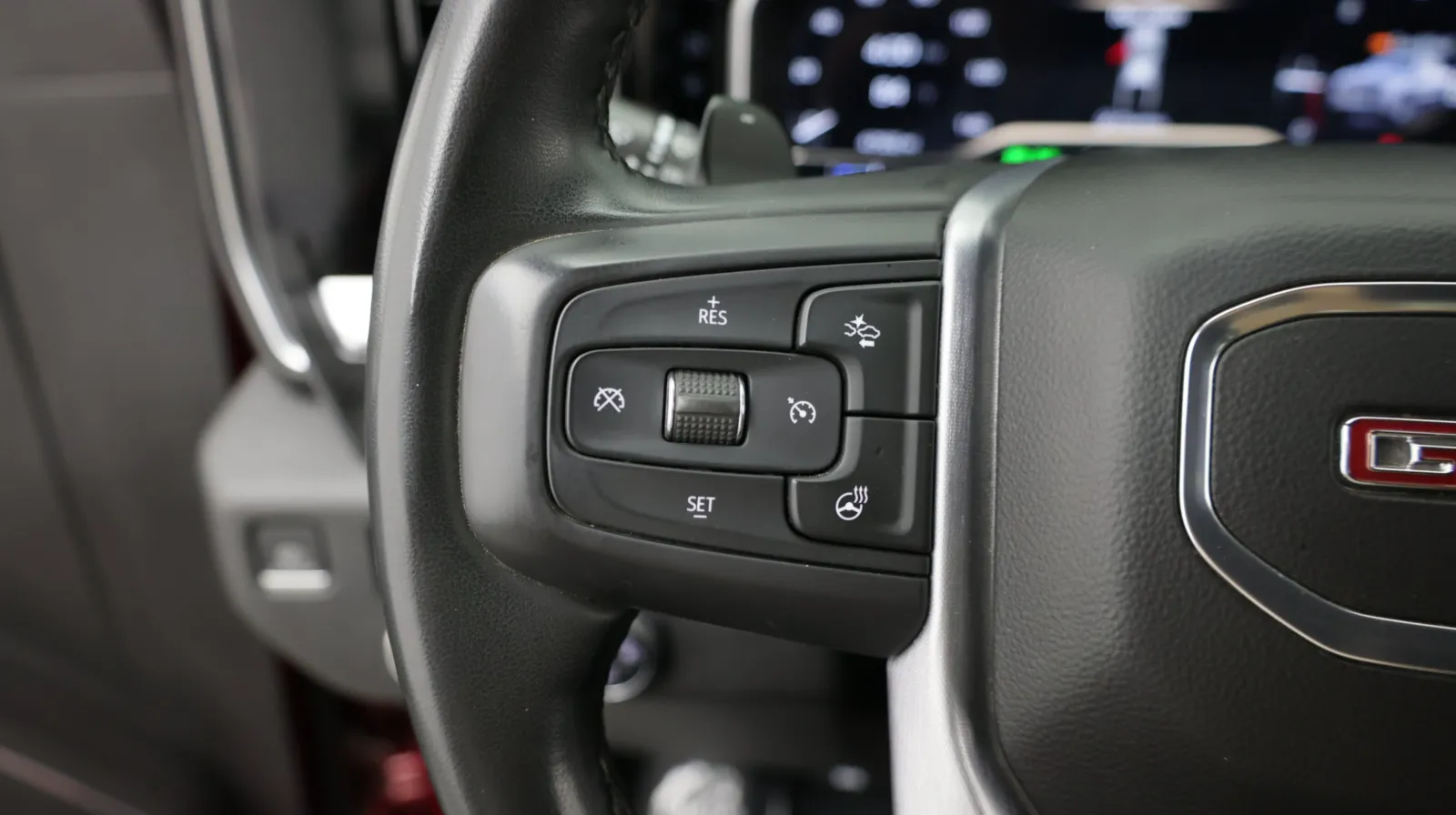 GMC Sierra photo 24
