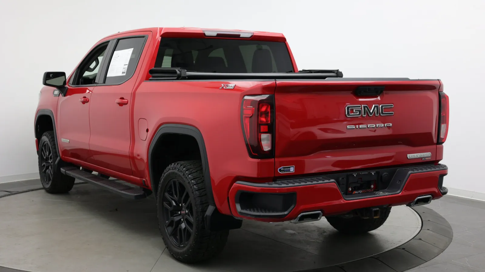 GMC Sierra photo 4
