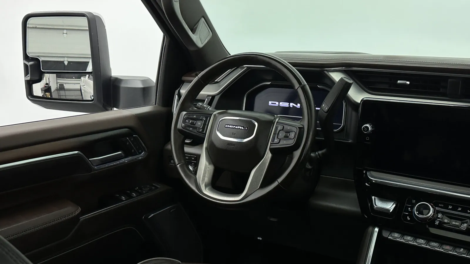 GMC Sierra photo 33