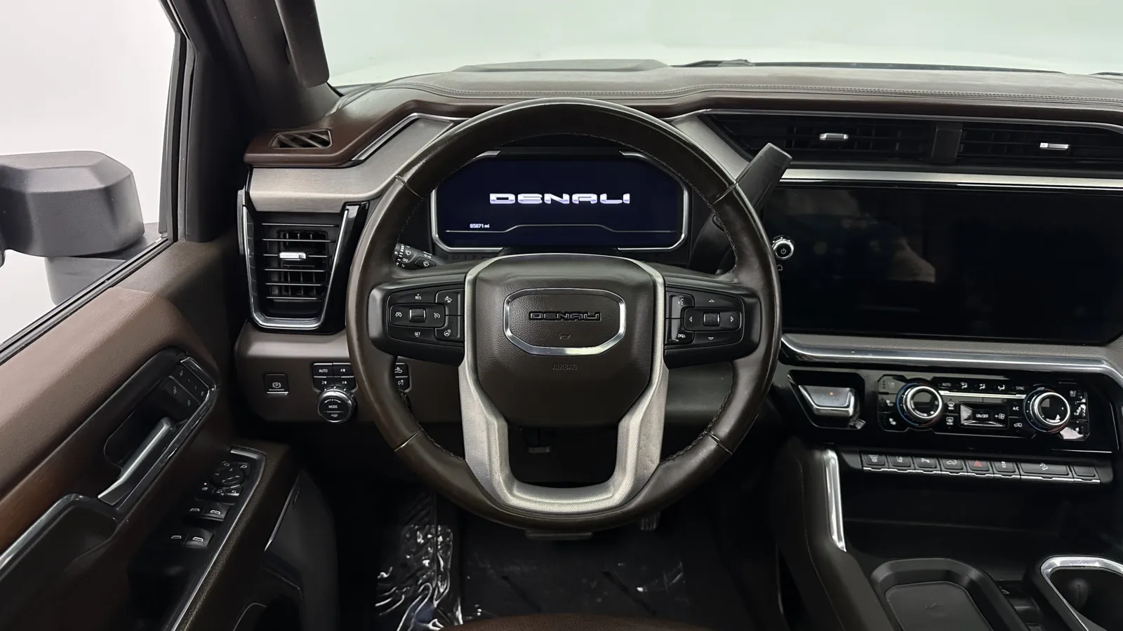 GMC Sierra photo 34