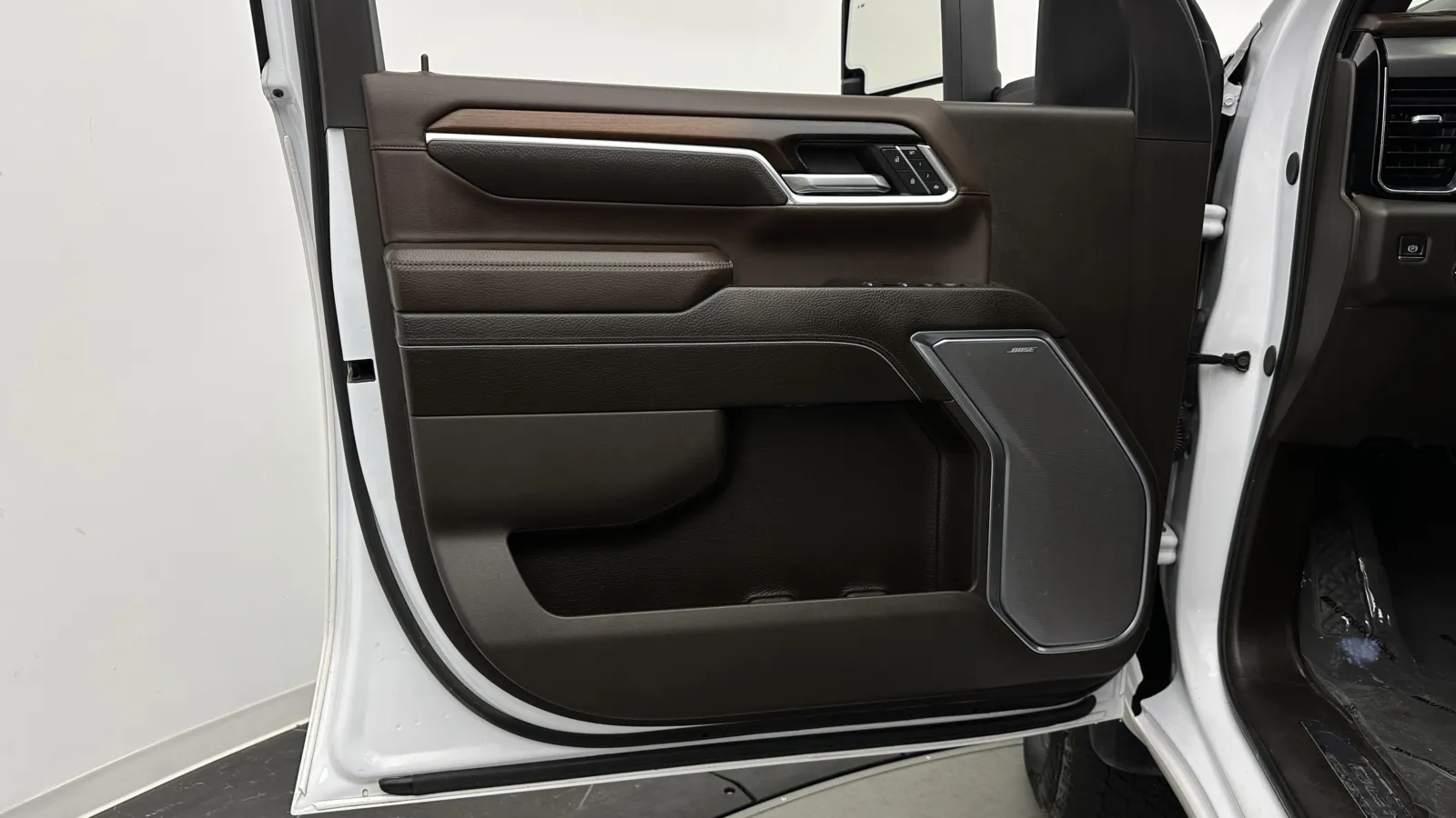 GMC Sierra photo 10