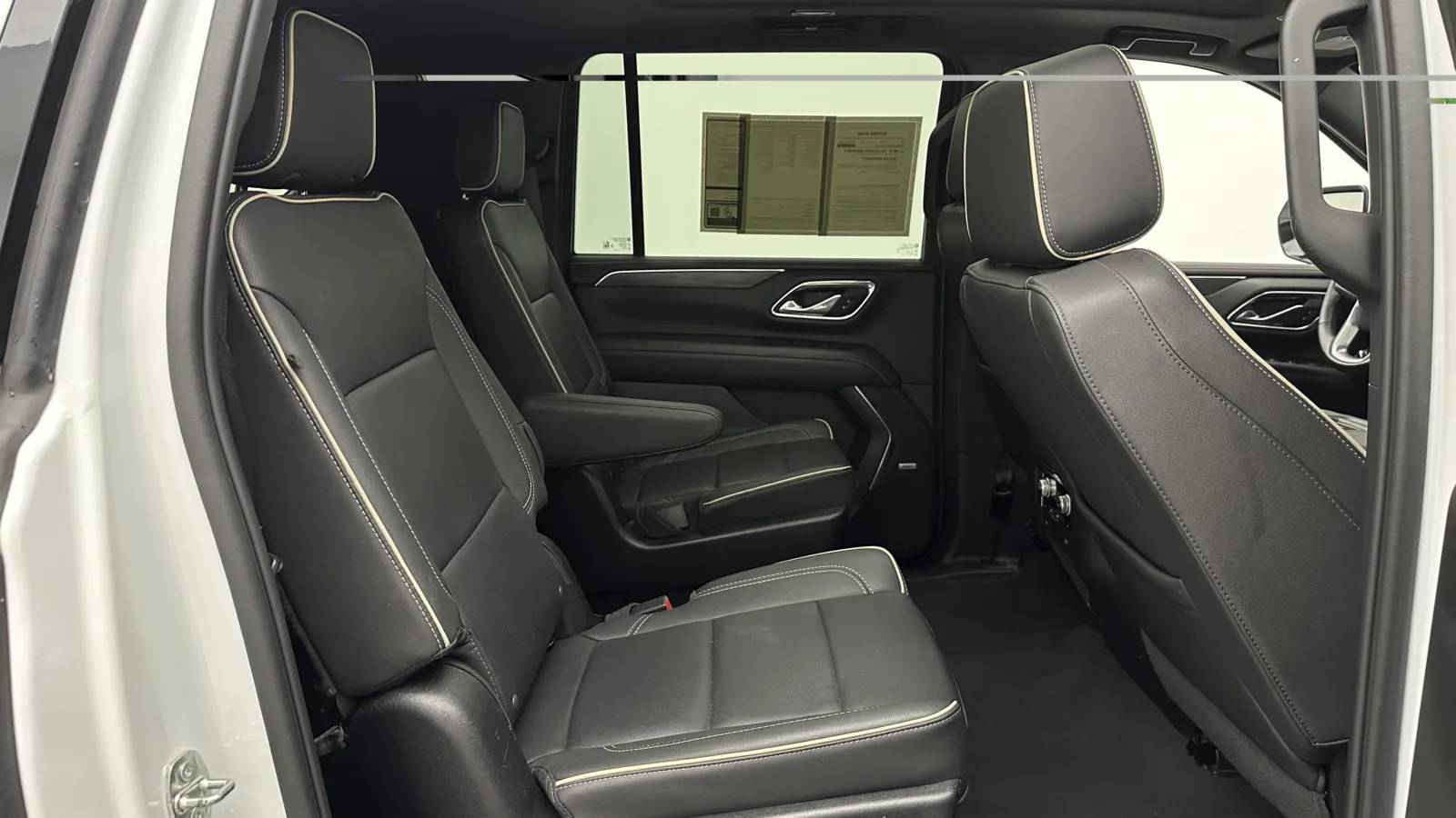 GMC Yukon XL photo 31