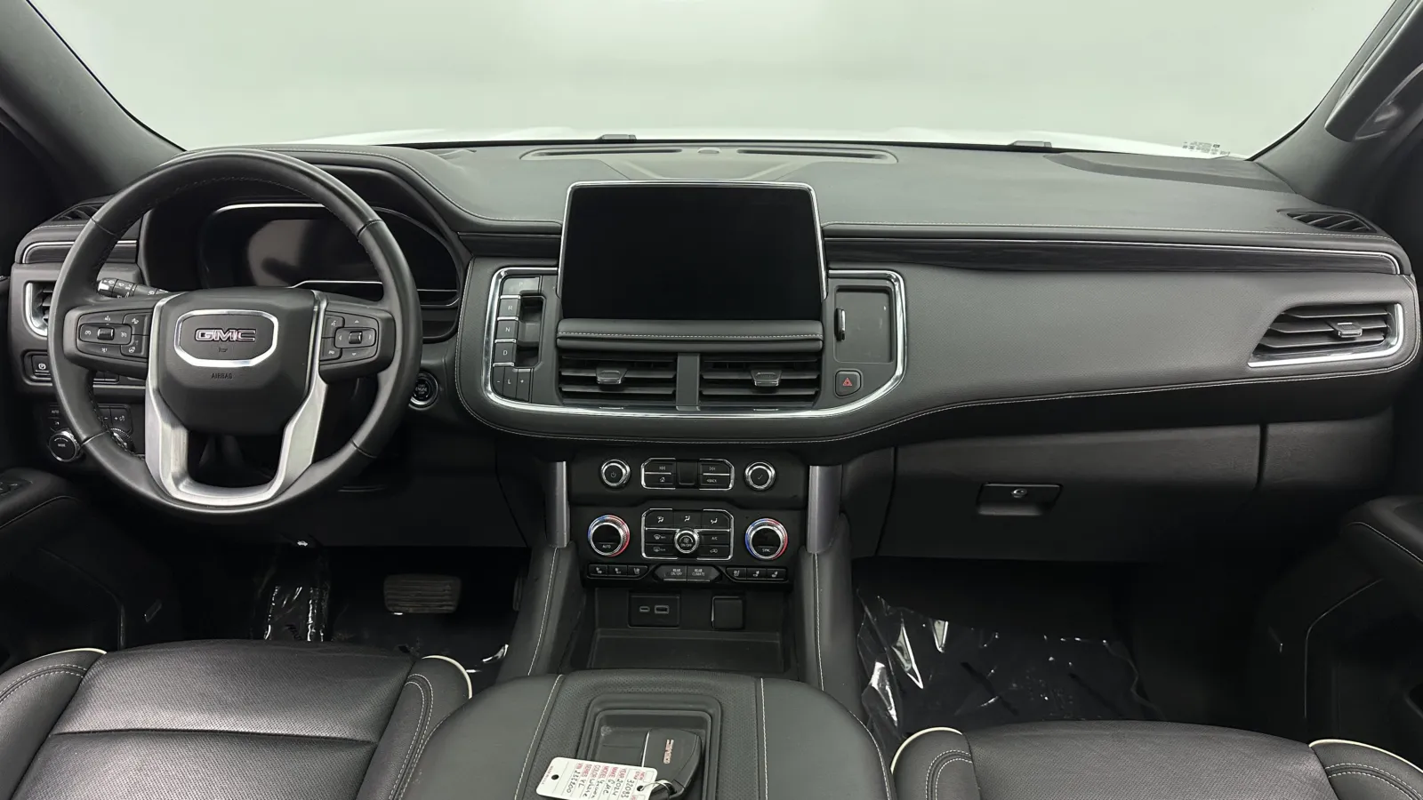 GMC Yukon XL photo 34
