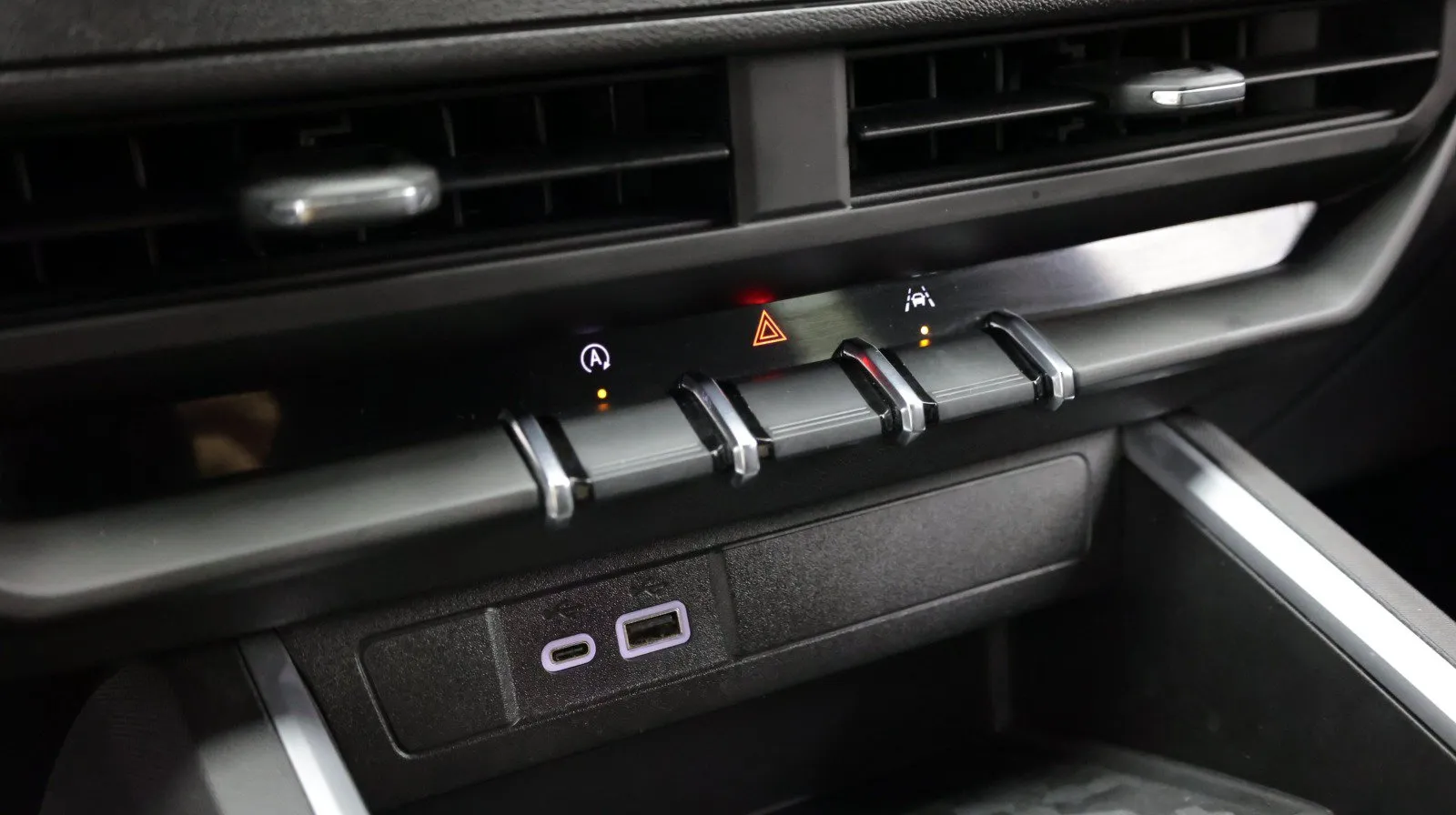 Chevrolet Colorado photo 14