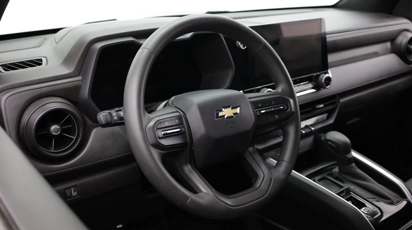 Chevrolet Colorado photo 8