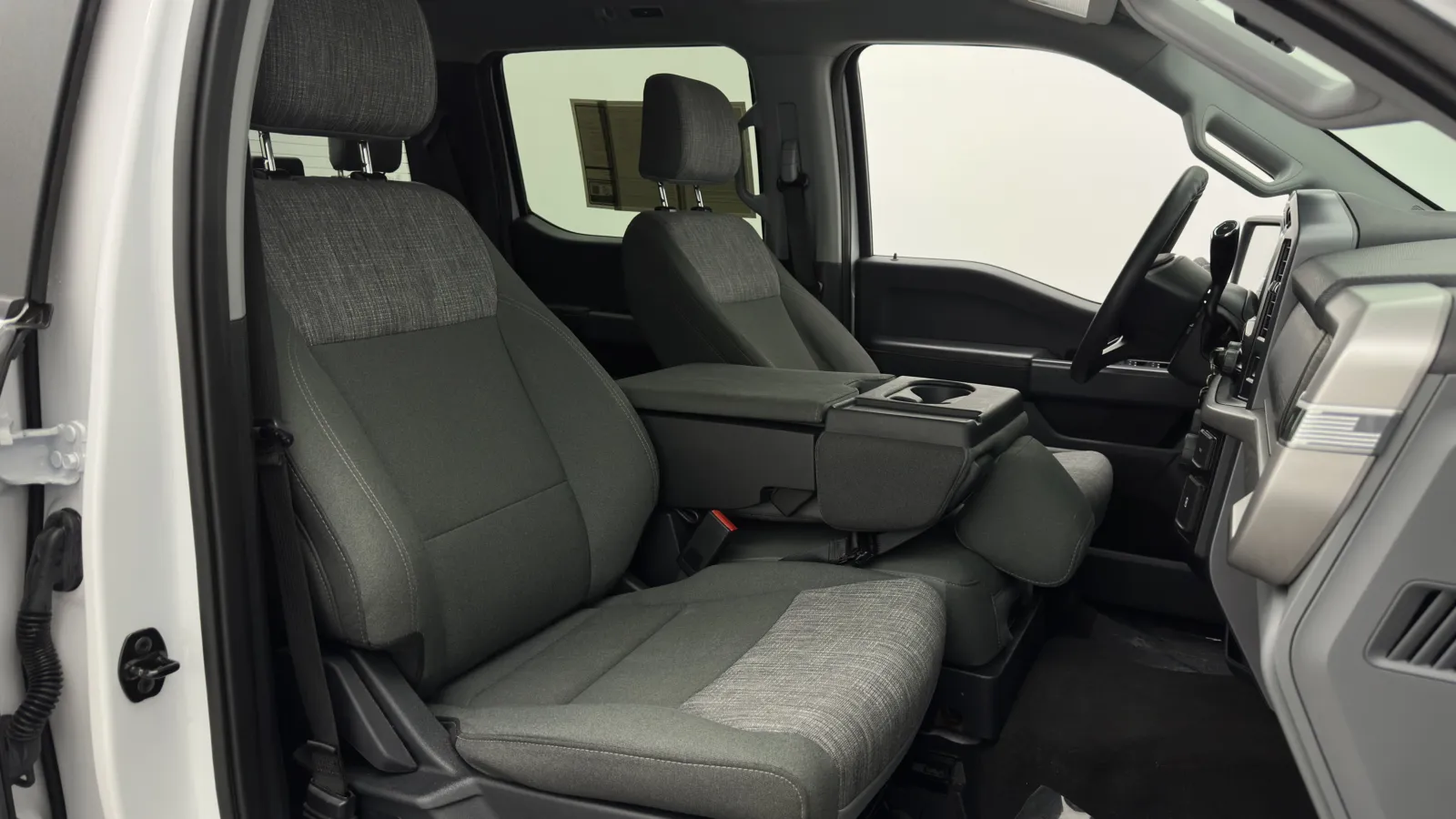 Ford F-150 photo 34