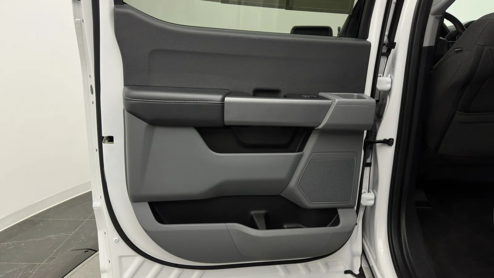 Ford F-150 photo 25