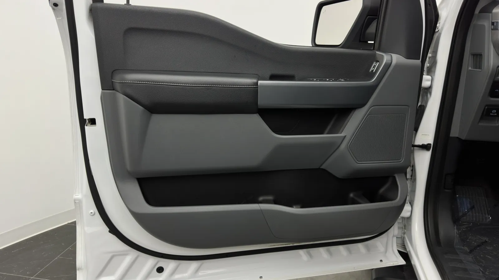 Ford F-150 photo 9