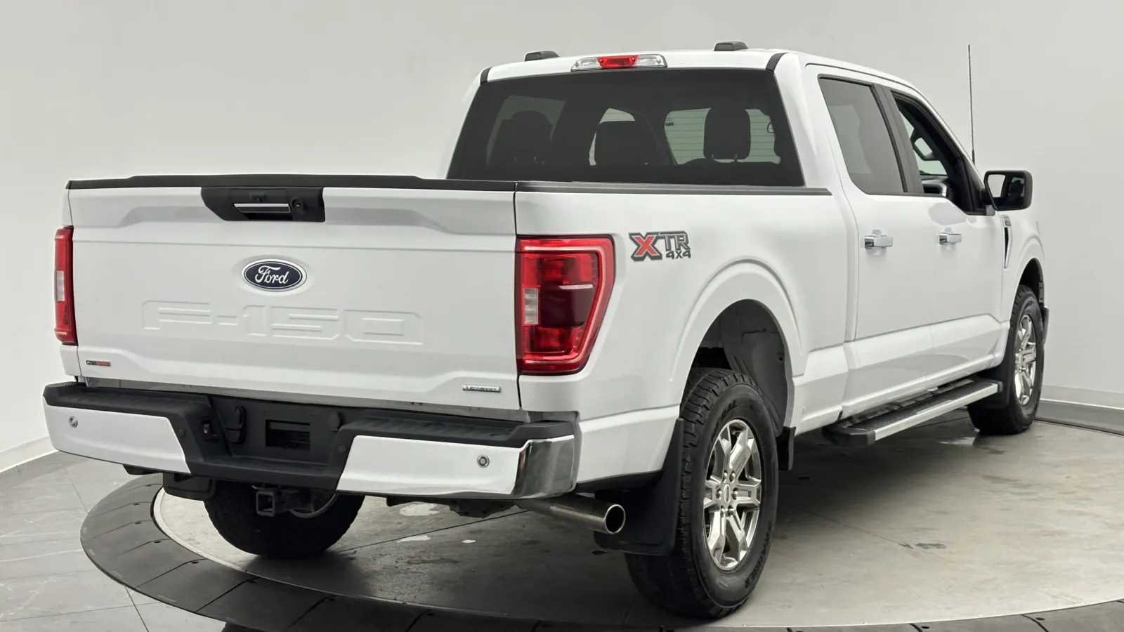 Ford F-150 photo 7